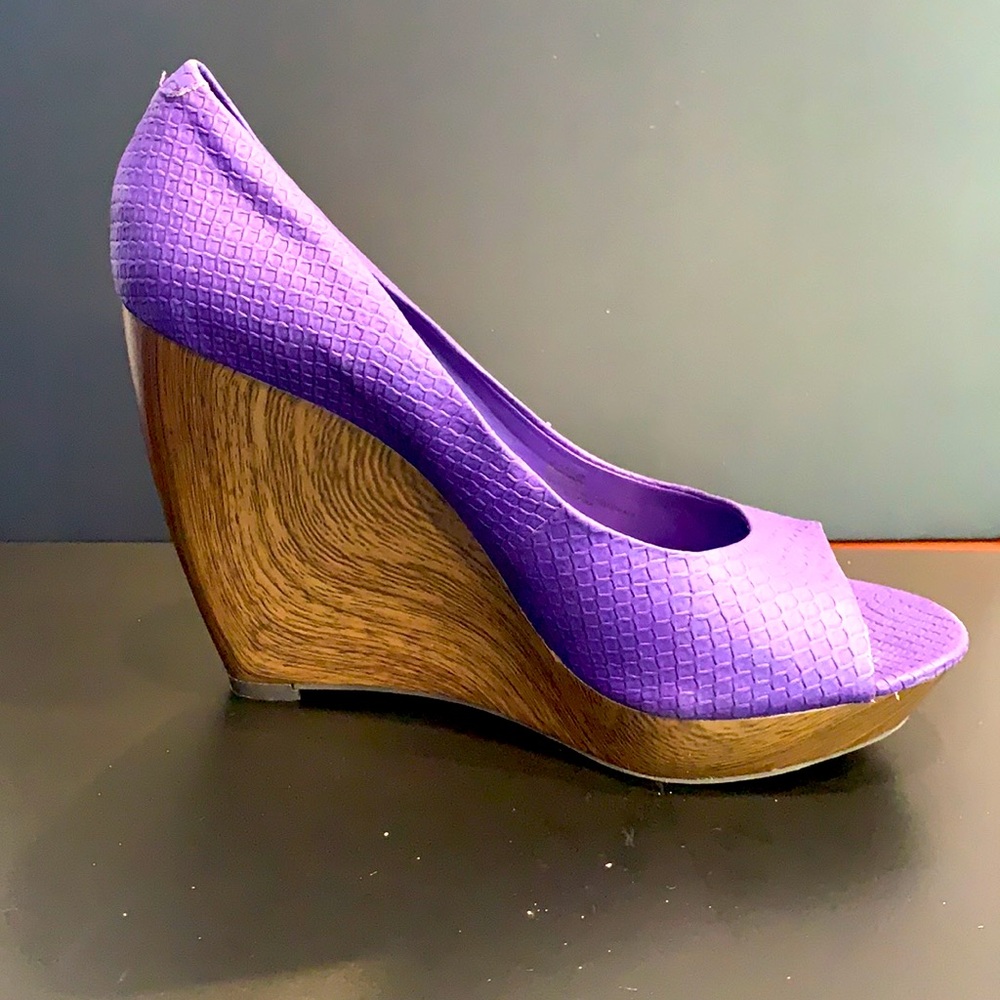 Jessica Simpson Wedge